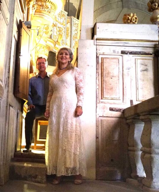 15 août 2017. Uzès, Nathalie et Laurent Double messe chantée en la Cathédrale.