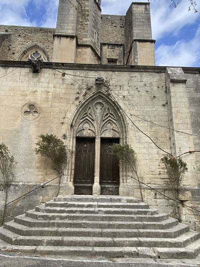 Dimanche 24 mars 2024. Pont-Saint-Esprit (30), messe des Rameaux, Nathalie chante un extrait du Stabat Mater de Giovanni Pergolesi.