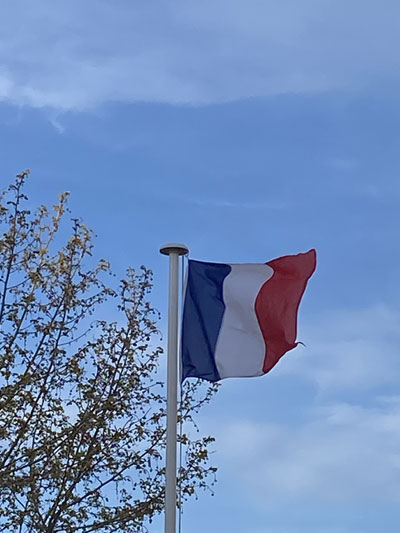 Vendredi 5 avril 2024. Palavas-les-Flots (34), cérémonie de clôture du SNU, promotion « Georgette Jourdain, résistante ». Apprentissage de « La Marseillaise » au 121 jeunes volontaires.