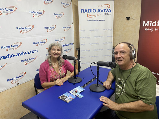 Jeudi 12 septembre 2024. Montpellier (34), interview radio AVIVA sur 88FM avec le journaliste Bernard Montanari émission « Territoire d’Artistes ».À écouter en post-cast